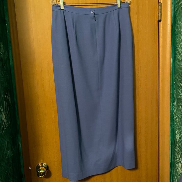 Bellessa Blue 2 piece blazer and skirt with front slit - Picture 9 of 10